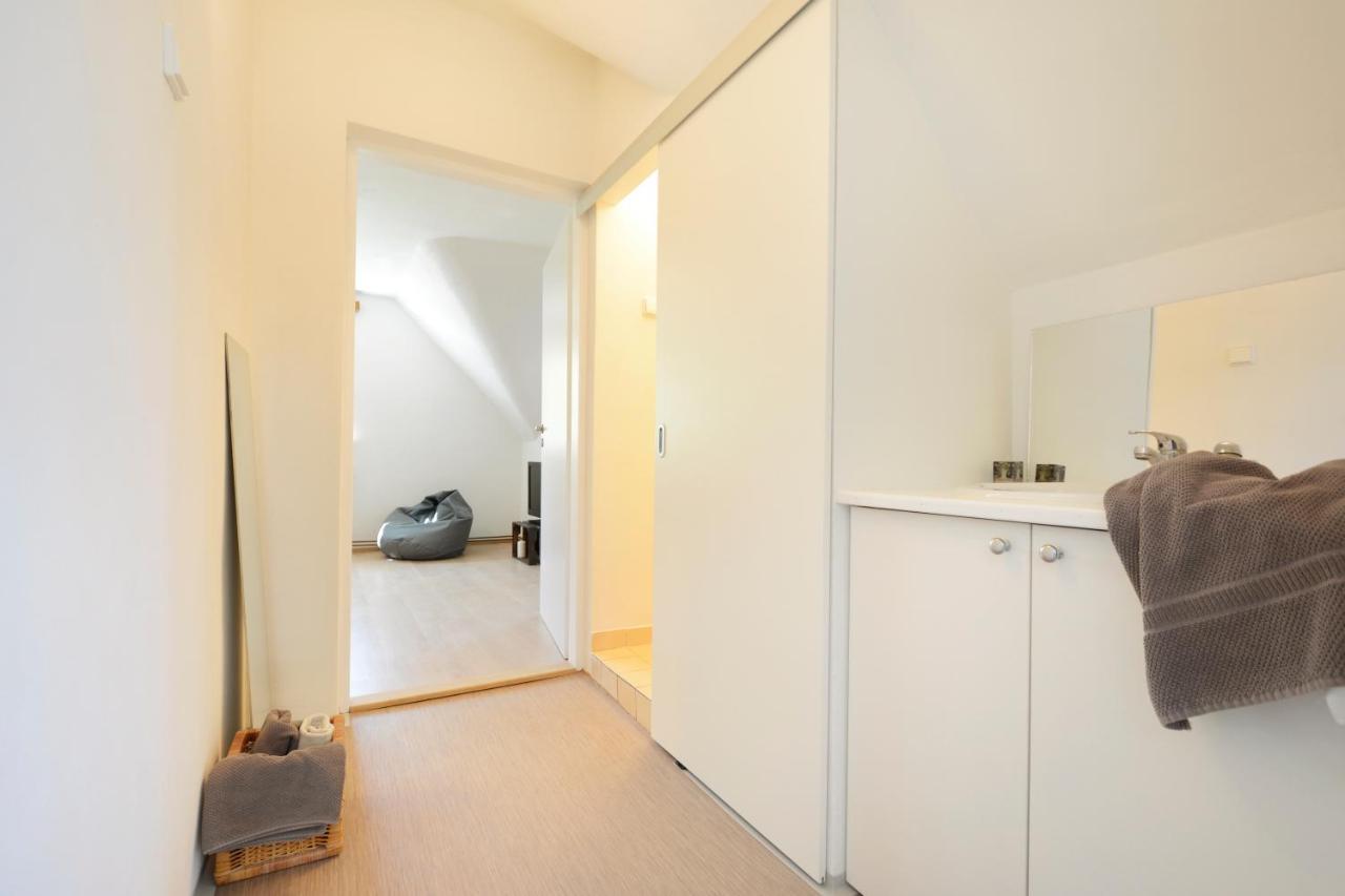 Apartmany Jevany Bagian luar foto