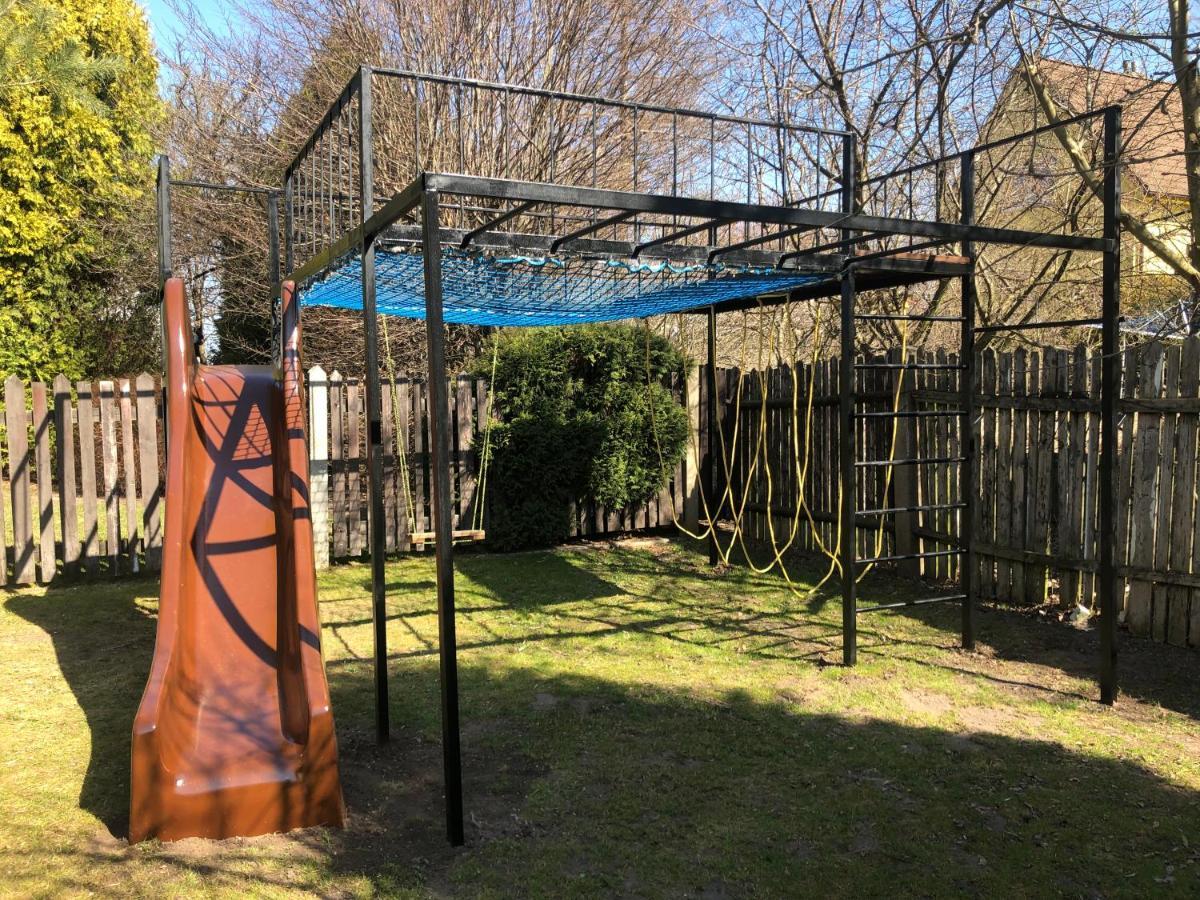 Apartmany Jevany Bagian luar foto