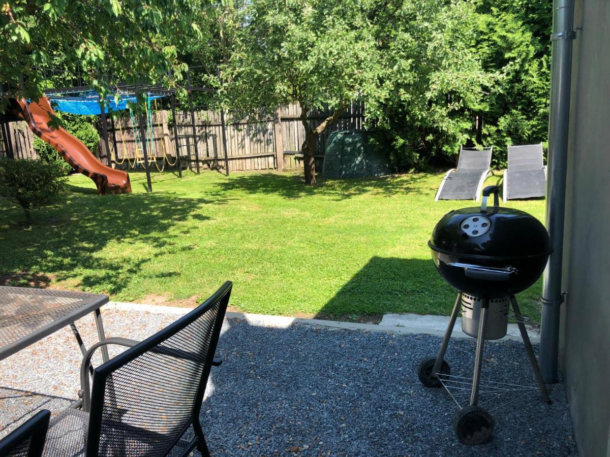 Apartmany Jevany Bagian luar foto