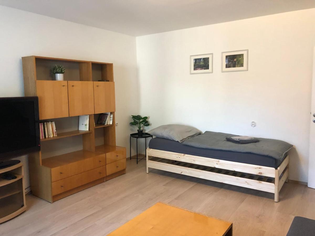 Apartmany Jevany Bagian luar foto