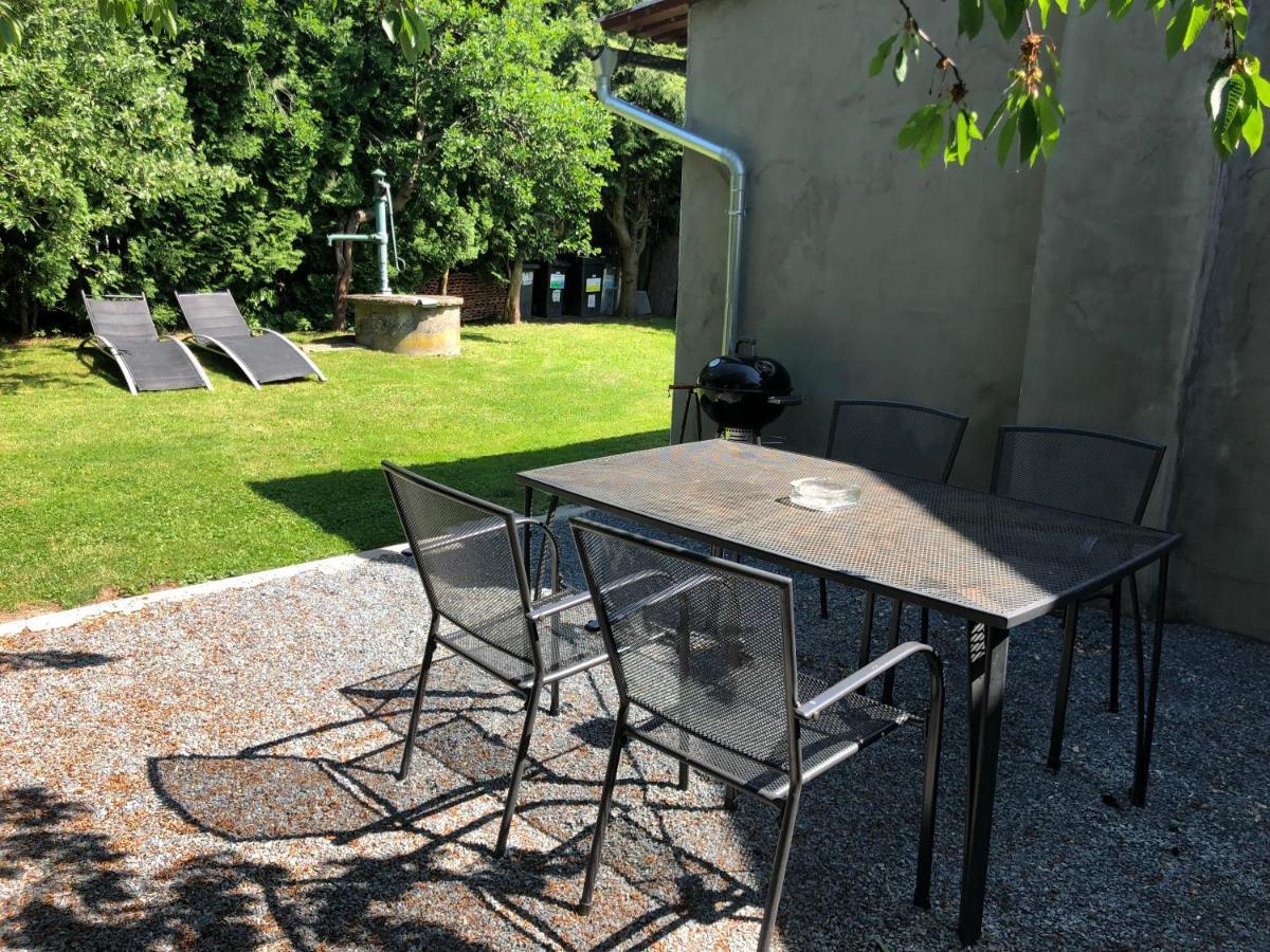 Apartmany Jevany Bagian luar foto