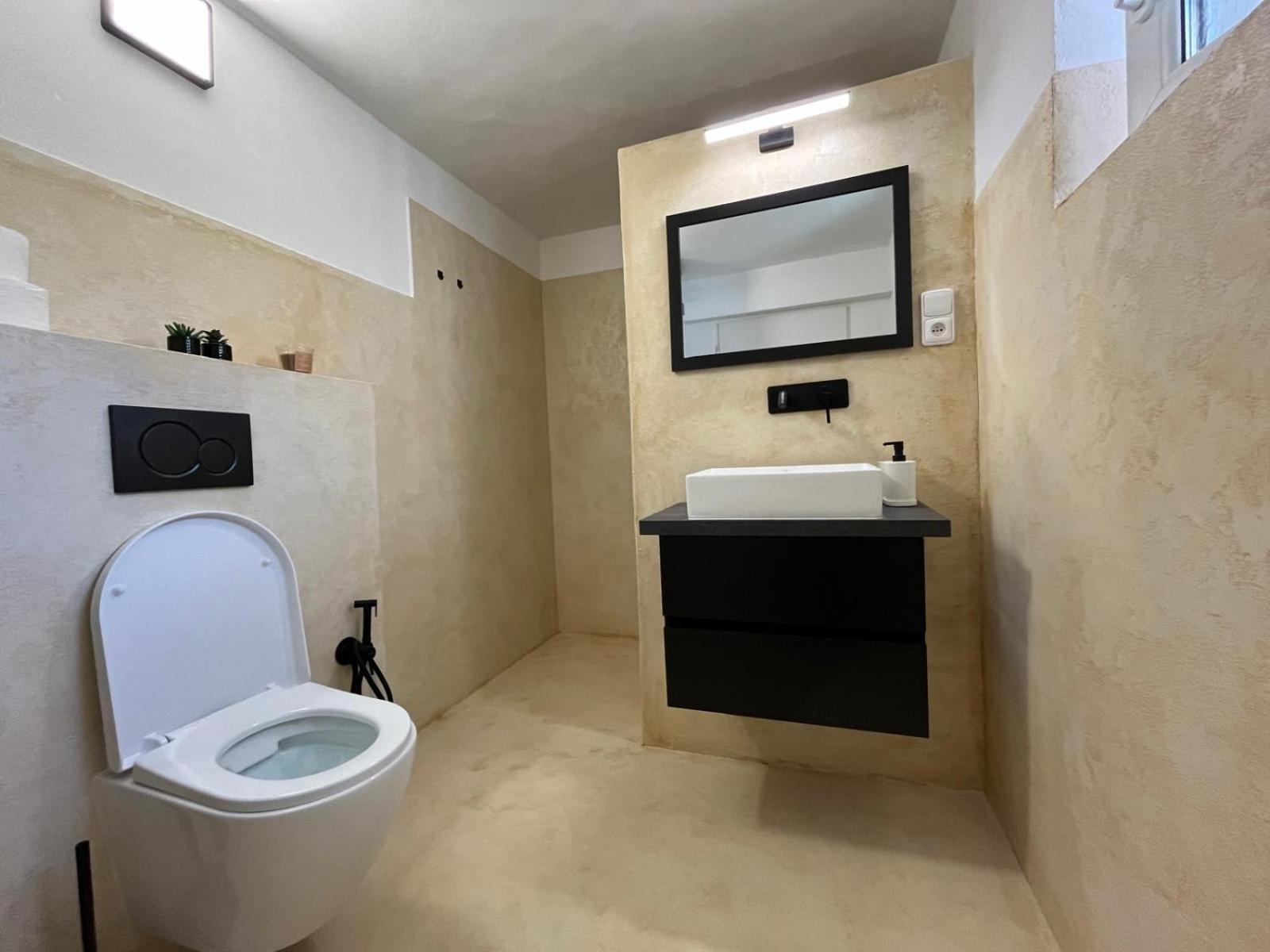 Apartmany Jevany Bagian luar foto